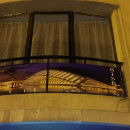 Hostal Bisbal Only Adults No Ac فالنسيا المظهر الخارجي الصورة