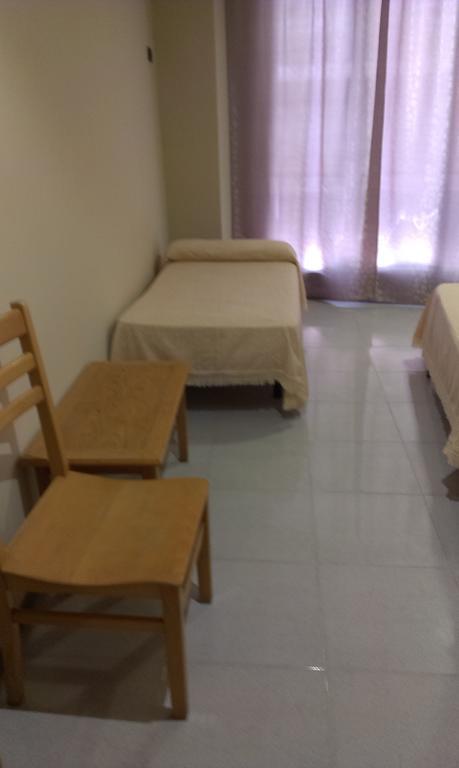 Hostal Bisbal Only Adults No Ac فالنسيا الغرفة الصورة