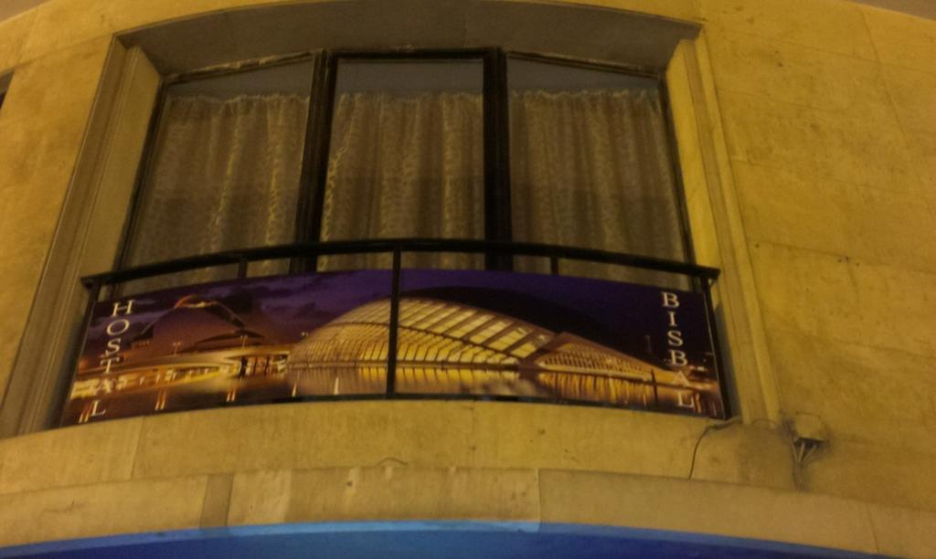 Hostal Bisbal Only Adults No Ac فالنسيا المظهر الخارجي الصورة